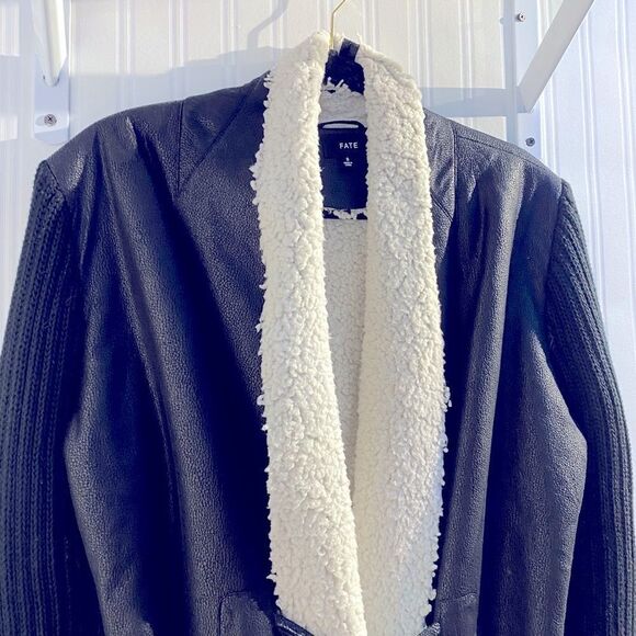 Fate Faux Leather Sherpa-Lined Toggle Open Jacket Size S - Picture 3 of 6